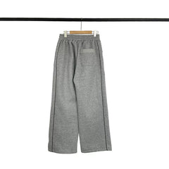 Broken Planet sweatpants are a niche European and American street fashion brand, suitable for both men and women. They are loose and plush straight leg long pants